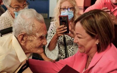 Morovis celebra la vida de Don Sixto, un padre con 105 años de edad.