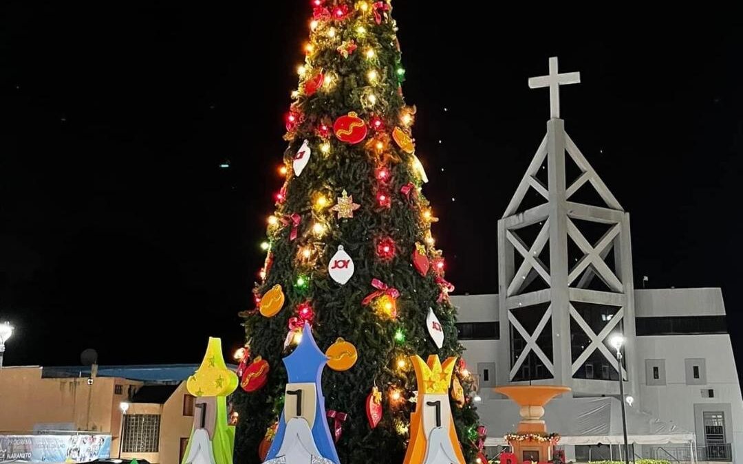 Naranjito festeja 199 años de fundación y encendido navideño