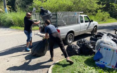 Bañistas dejaron cerca de 6,000 libras de basura entre Boca de Cangrejos y Vacía Talega en Loíza.