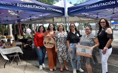 Emprendedores con diversidad funcional exhiben sus microempresas en primer “Bazar Día del Amor” de Rehabilitación Vocacional